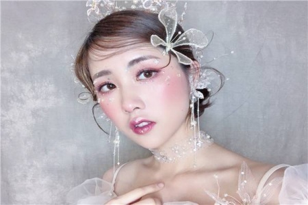 化妆培训学校找哪里