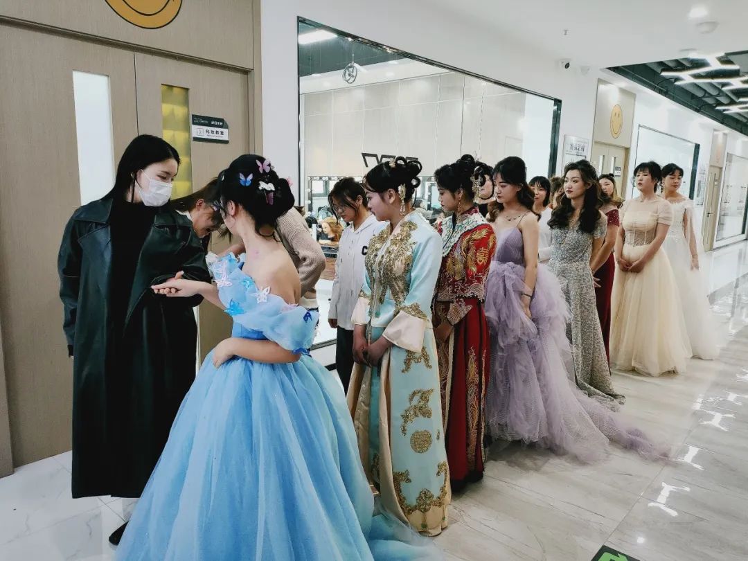 化妆学校 化妆学校